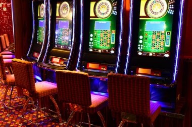 karltzy platform interface showing slot tournaments and live-dealer tables